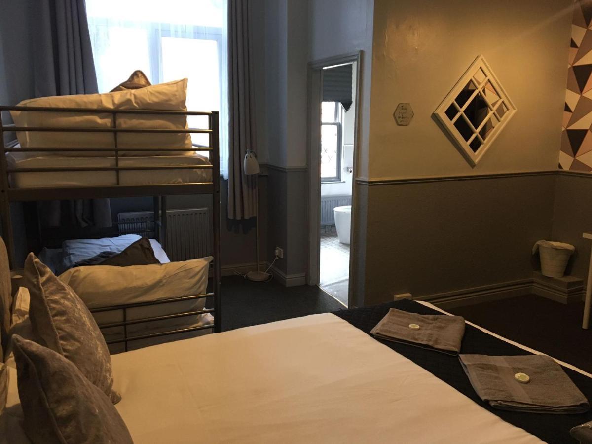 Queens Guesthouse Manchester Extérieur photo