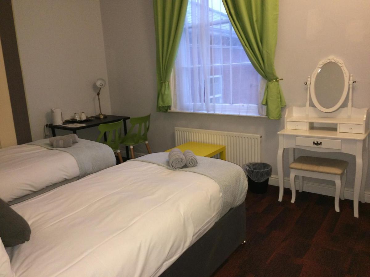 Queens Guesthouse Manchester Extérieur photo